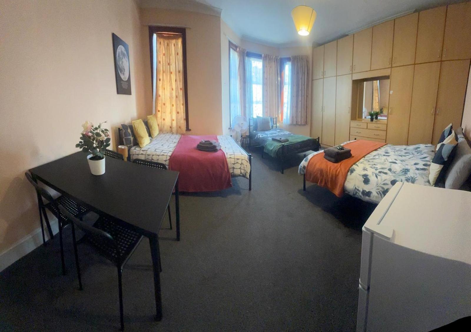 25 Minutes To Central London Rooms 35 Exterior foto